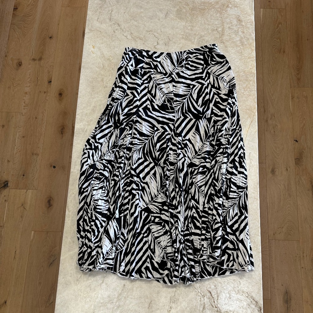 Karen Kane Maxi Skirt